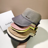 Chapeau de soleil à large bord