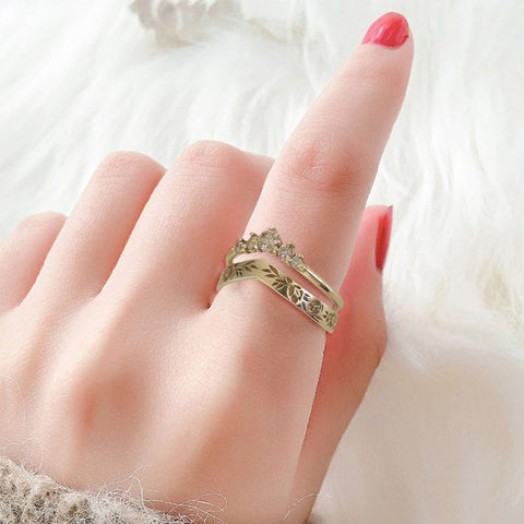 Bague Simple Couronne En V Avec Diamants