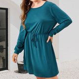 Robe à cordon de serrage à col rond