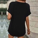 T-shirt à col en V avec boutons