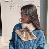 Jolie écharpe chaude en peluche