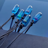 Collier de méduses qui brille dans le noir