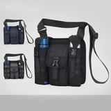 Sac de voyage extérieur d'âge moyen et âgé