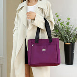 Sac à main polyvalent simple en nylon de couleur unie avec une grande capacité