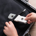 Porte-vêtements Pliants Essentiels pour Voyage