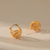 Boucles D'oreilles Découpées Á La Mode