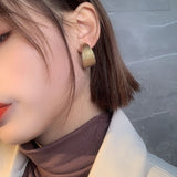 Boucles d'Oreilles Brossées en Forme de C