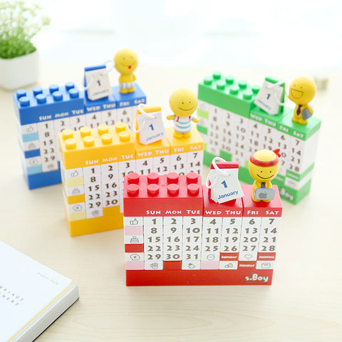 Beau calendrier de puzzle de blocs de dessin animé