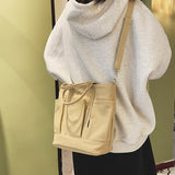 Sac à bandoulière en toile sobre de grande capacité