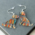 Boucles d'oreilles chat avec livres