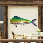 Décoration murale en métal avec requin.