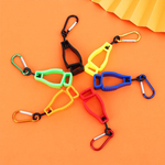 Clip multifonctionnel pour gants