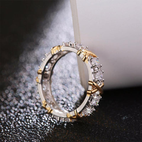 Bague plaqué or zircon incrusté dichroïque