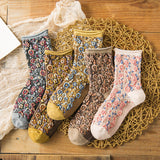 Chaussettes florales brodées vintage pour femmes