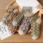 Chaussettes en coton à motif floral gaufré pour femmes