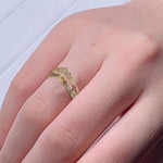Bague Simple Couronne En V Avec Diamants