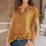 T-shirt ethnique occidental