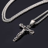 Collier en or avec croix de Jésus de Pâques