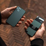 Porte-cartes en aluminium pour homme