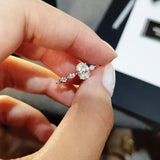 Bague de mariage élégante en zircon