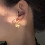 Boucles D'oreilles Découpées Á La Mode