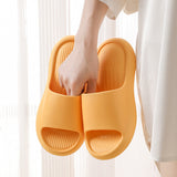 Chaussons à Semelles Epaisses pour Hommes et Femmes