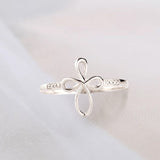 Bague enveloppante croix micro pavée