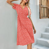 Robe Fleurie Á Manches Courtes Et Col En V Profond