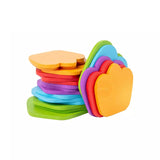 Jouet en bois coloré avec boules de verre