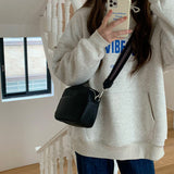 Petit sac bandoulière carré en cuir