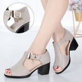 Chaussures à talons bas confortables et élégantes