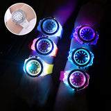 Montre à quartz lumineuse sertie de diamants