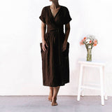 Robe d'été à col en V en coton et lin de couleur unie