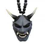 Pendentif voiture masque de démon samouraï assassin
