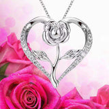 Collier élégant en forme de coeur pour femme avec rose
