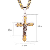 Collier pendentif croix en or titane