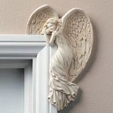 Décoration cadre de porte ailes d'ange en résine