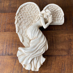 Décoration cadre de porte ailes d'ange en résine