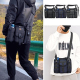 Sac de voyage extérieur d'âge moyen et âgé