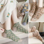 Chaussettes en coton à motif floral gaufré pour femmes