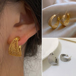Boucles d'Oreilles Brossées en Forme de C