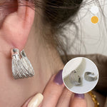 Boucles d'Oreilles Brossées en Forme de C