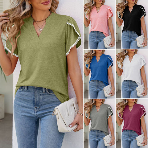 T-shirt col V avec manches fleurs en dentelle