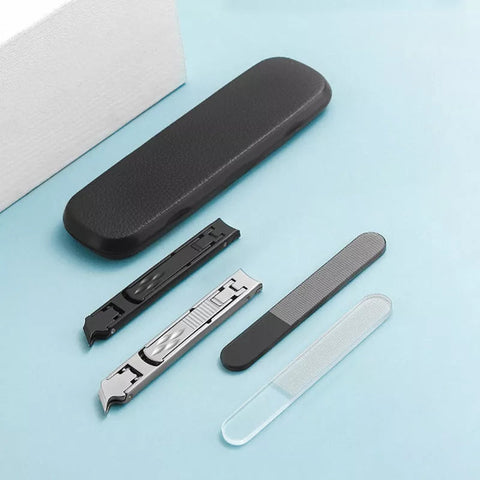 Coupe-ongles pliable à double extrémité