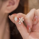 Boucles D'oreilles Tige Fleur Douce