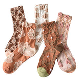 Chaussettes élégantes en coton à fleurs en relief pour femmes