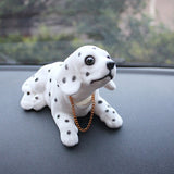 Décoration de voiture de chien hochant la tête