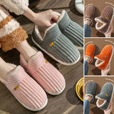 Chaussons chauds en peluche