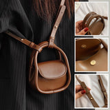 Mini étui pour casque en cuir coloré