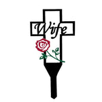 Pieu de la croix commémorative du cimetière pour les parents